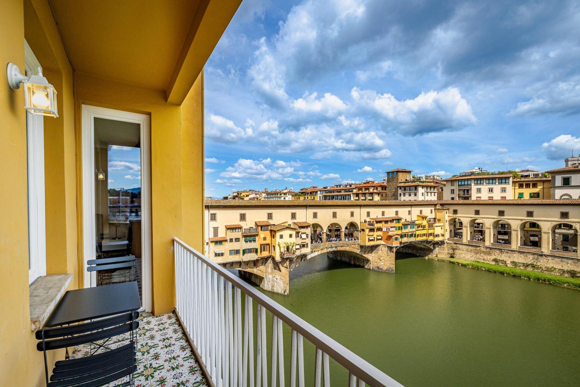 شقة Yd Balcony On Pontevecchio View فلورنس المظهر الخارجي الصورة